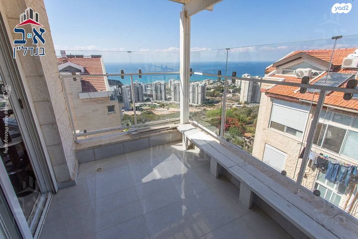 גג/ פנטהאוז, דרך הים, כרמל מערבי, חיפה