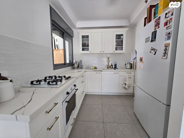 דירה, ז'בוטינסקי, בן גוריון, אזור