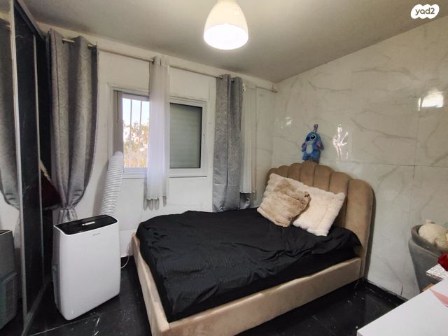 דירה, בני ישראל, קרית גת