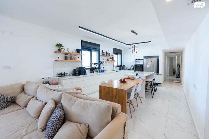 גג/ פנטהאוז, אור ים, אור עקיבא