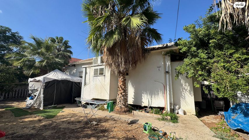 דו משפחתי, הקטיף, עפולה