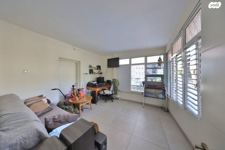 דירה, הפלוגות, קרית חיים מזרחית, חיפה