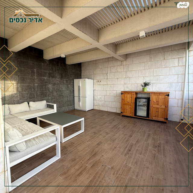 גג/ פנטהאוז, אפרים שריר, נהריה