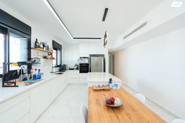 גג/ פנטהאוז, אור ים, אור עקיבא