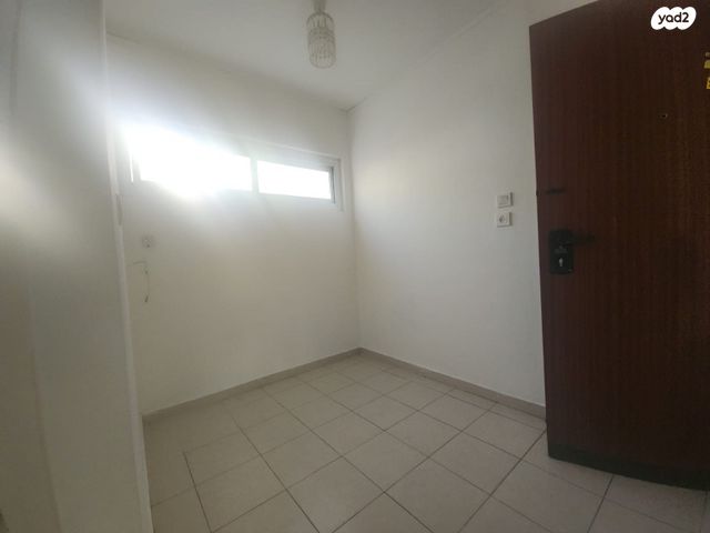 דירה, סמטת הצפורנים, רמת יוסף, בת ים