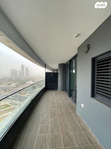 דירה, מונטיפיורי, הרכבת, תל אביב יפו