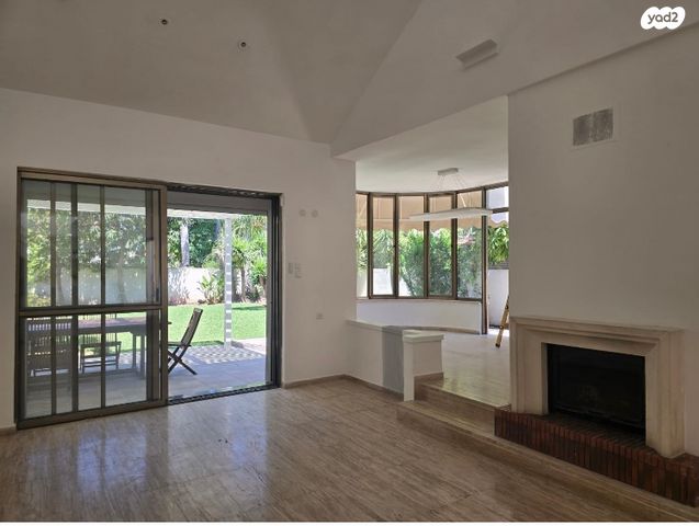 בית פרטי/ קוטג', קרית יערים, רמת השרון