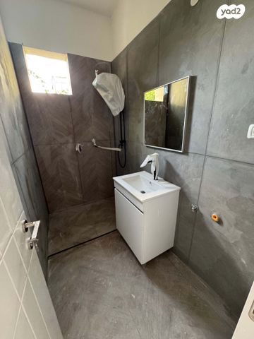 דירה, שדרות וייצמן 10, קרית מוצקין