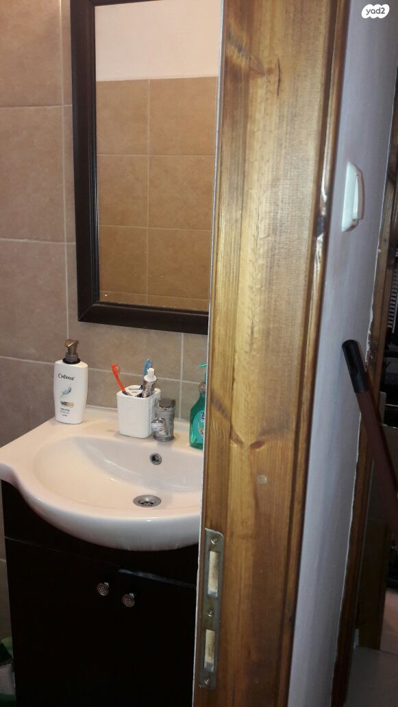 דירת גן, יאנוש קורצ'אק, גבעת המורה, עפולה