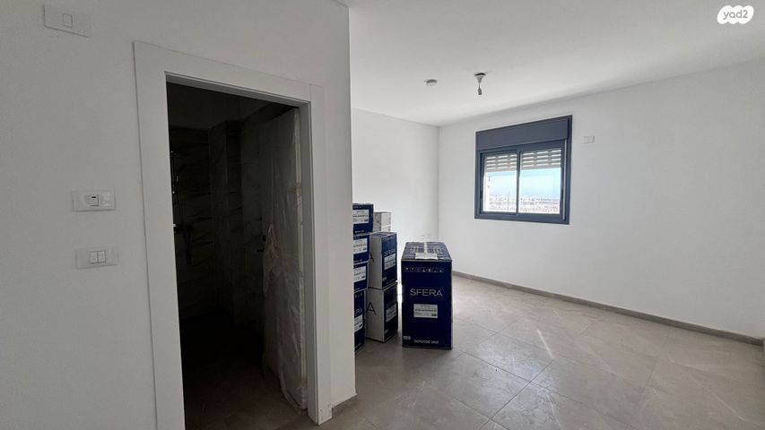 דירה, טבריה המושבה, טבריה