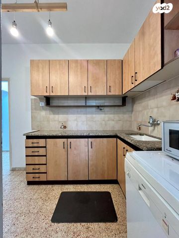 דרך עכו חיפה 205