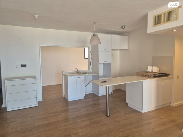 דירה, אליהו חכים, תל אביב יפו