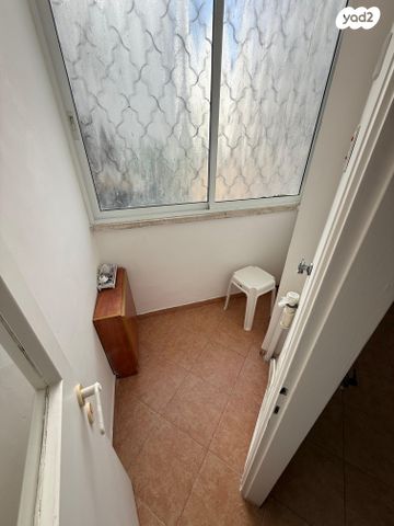 דירה, ארלוזורוב 82, בת ים