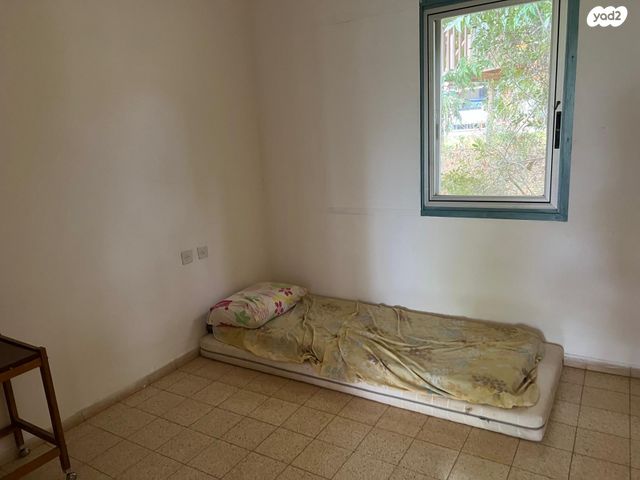 דו משפחתי, חוקוק