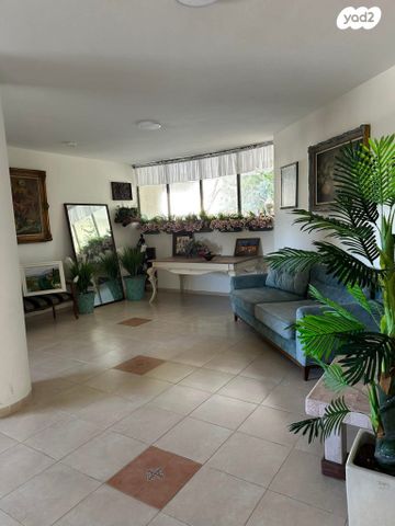 דירה, דרך פרויד 42, רמת אשכול, חיפה