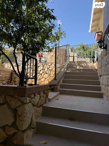 בית פרטי/ קוטג', החצבני, גבעת יערה, יקנעם עילית