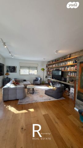 דירת גן, רביבים, תל אביב יפו