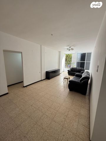 ארלוזורוב 82