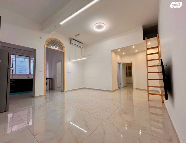 מדרגות שוקרי 