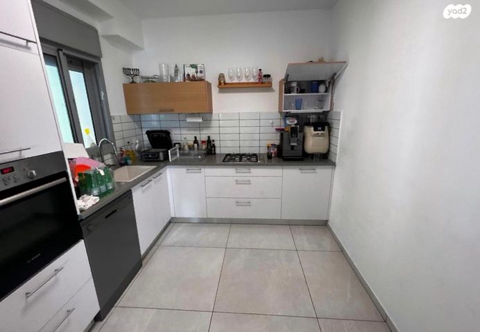 דירה, קרל פופר 13, קרית המדע, נתניה