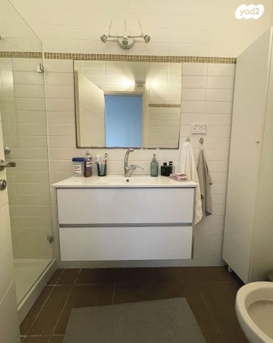 דירה, הרי הגלעד, בורסה, רמת גן