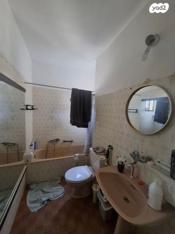 דירה, הרצל, שכונת בן גוריון, מרכז העיר ג', רמת גן