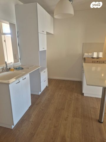 דירה, אליהו חכים, תל אביב יפו