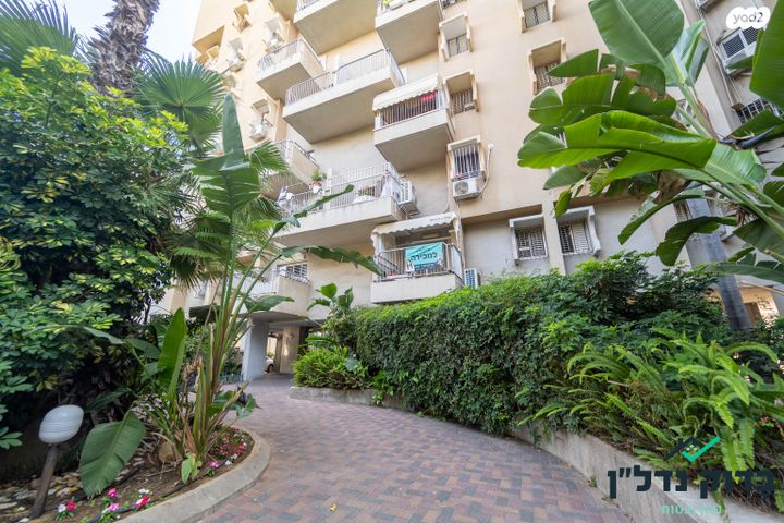 דירה, יהושע רבינוביץ 38, בן גוריון, חולון