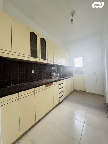 דירה, הרא"ה 116, יד לבנים, רמת גן