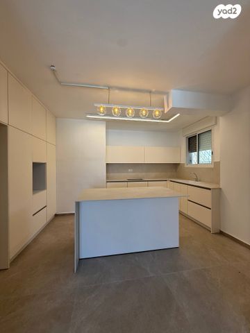 דירה, וולפסון, עיר, מרכז העיר, נהריה