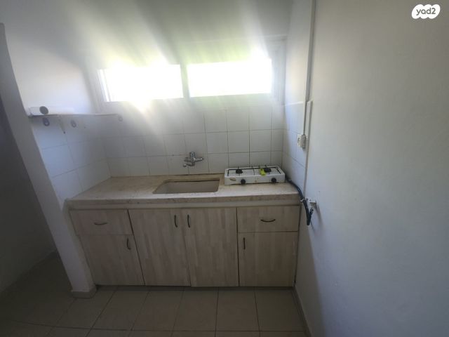 דירה, סמטת הצפורנים, רמת יוסף, בת ים