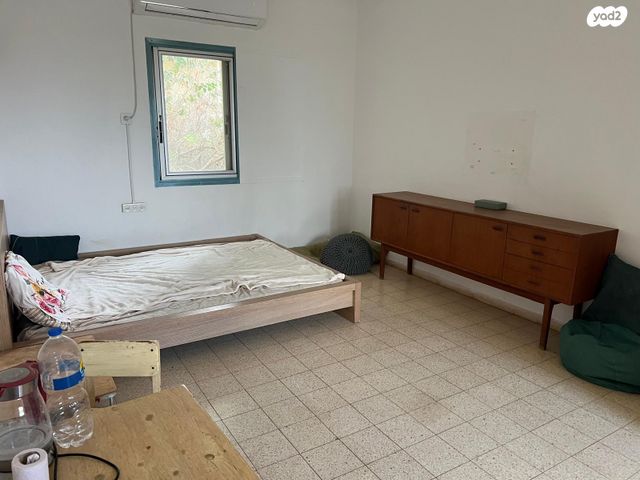 דו משפחתי, חוקוק