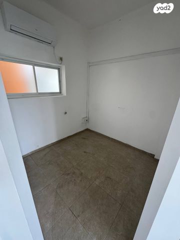 דירה, שדרות וייצמן 10, קרית מוצקין