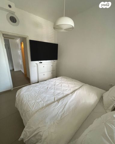 דירה, הרי הגלעד, בורסה, רמת גן