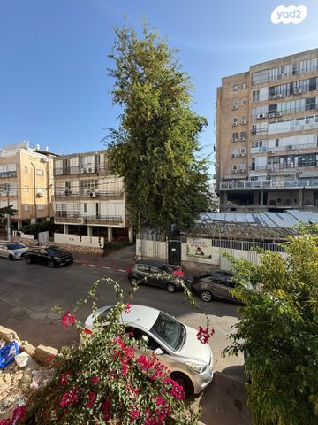 דירה, ארלוזורוב 82, בת ים