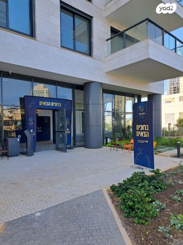 גג/ פנטהאוז, אמנון ליפקין שחק 3, נוף הטיילת, נתניה