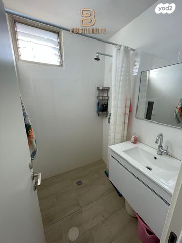 דירה, ישראל מסלנט, שפירא, תל אביב יפו