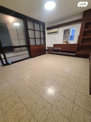 דירה, הרב לוי יצחק, הצפון הישן - צפון, תל אביב יפו