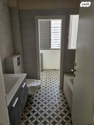 דירה, ד"ר שיפר, שיפר, פתח תקווה