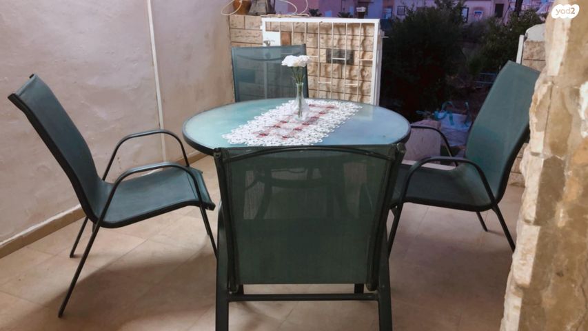 דירת גן, שטרית 40, שיכון ב, טבריה