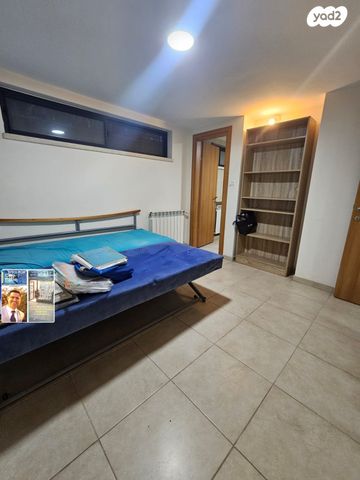 מרתף/ פרטר, דרך המלך, רמת הדר, גבעת שמואל