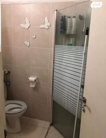 דירת גן, שטרית 40, שיכון ב, טבריה