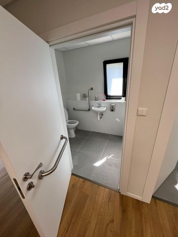 משרדים, הלל יפה, מרכז העיר, חדרה