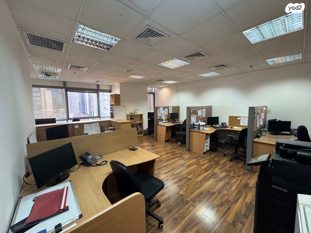 משרדים, דרך מנחם בגין, בורסה, רמת גן