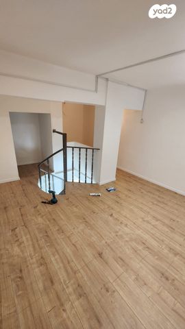 חנויות/ שטח מסחרי, א.ד. גורדון 1, צפון מערב מרכז העיר, נתניה