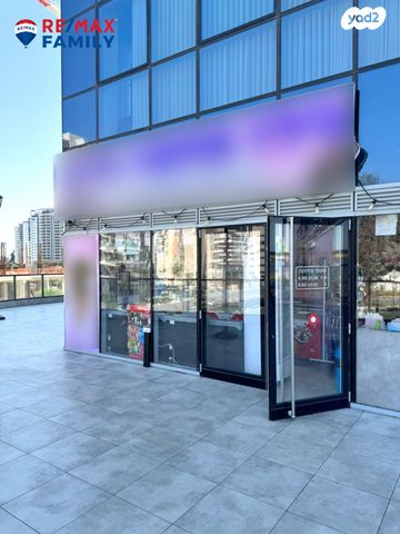 לאה גולדברג 1