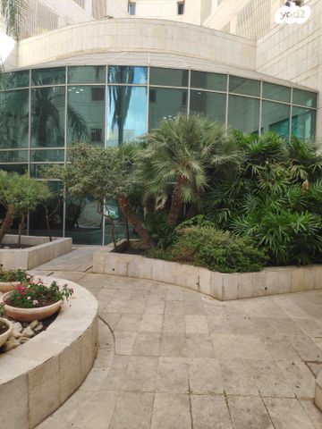 כללי, ד"ר אלי תבין 14, המשתלה, תל אביב יפו