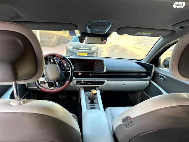 יונדאי איוניק 6