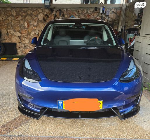 מודעת רכב טסלה מודל 3