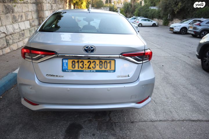 טויוטה קורולה